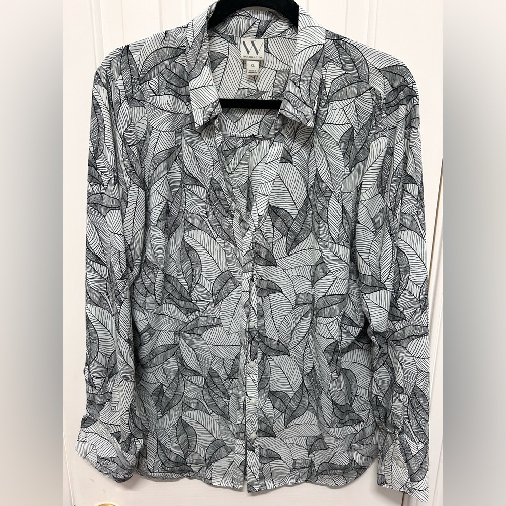 XL Worthington Blouse / Button up